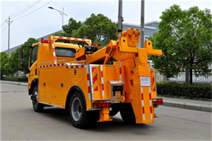 剑河高速路拖车费